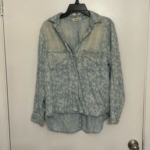 Women’s Long Sleeve Button down Blouse